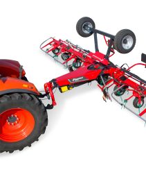 Kverneland 8590 C - 85112 C, smaller tractors, smart transport and reliable performance on field