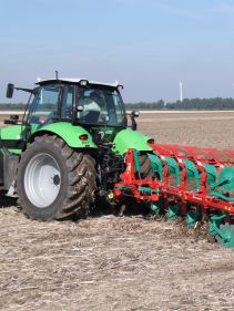 Reversible Mounted Ploughs - Kverneland ES-LS, unique steel treatment provides great life time and makes it easy in use during operation