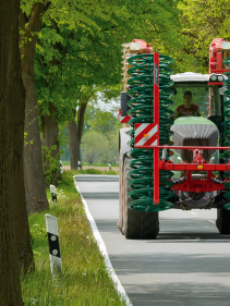 Packers - Kverneland Front Soil Packer, folded during safe and efficient transportation