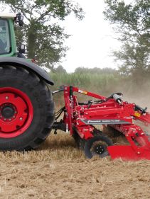 Kverneland Qualidisc Pro operating with cutting quality and good penetration