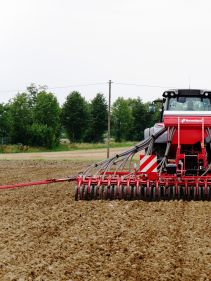 Kverneland ts-drill, cost efficient combined with high performance on the field