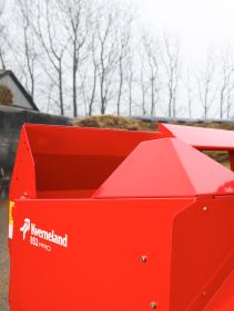 Bale Choppers - Feeders, Kverneland 853, high blowing performance during operation, also a strong package of new features