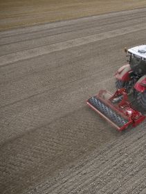 Kverneland M series, medium sized, reliabale with long life time and perfect soil levelling