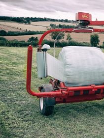 Bale Wrappers - VICON BW 2850, high volume and easy to use during operation. Its strong and stable allowing you to wrap on the move