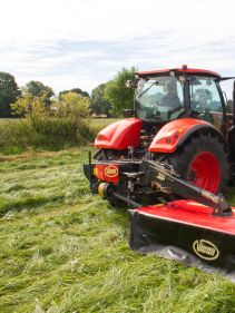 Plain Mowers - VICON EXTRA 432H - 436H - 440H - REAR MOUNTED DISC MOWERS, a disc mower with hydraulic suspension and high performance during field operation