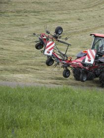 Mounted Tedders - Vicon Fanex 604 - 804, ideal for hay making also low weight and low power requirments