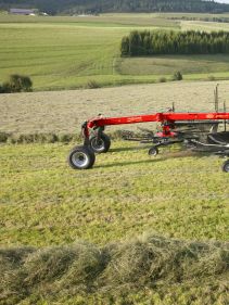 Double Rotor Rakes - VICON ANDEX 774, great maneuvreability and superb performance