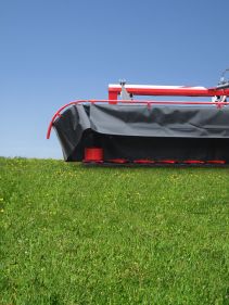 Plain Mowers - VICON EXTRA 532 - 540 - TRAILED MOWERS, sideward adaption for optimal flexibility and user friendly