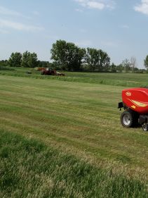 Fixed Chamber round balers - VICON FIXBALE 500, specialist baler for heavy silage conditions with low power requirments for efficient operation