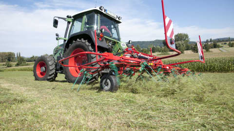 Kverneland 8446-8452 Tedders 