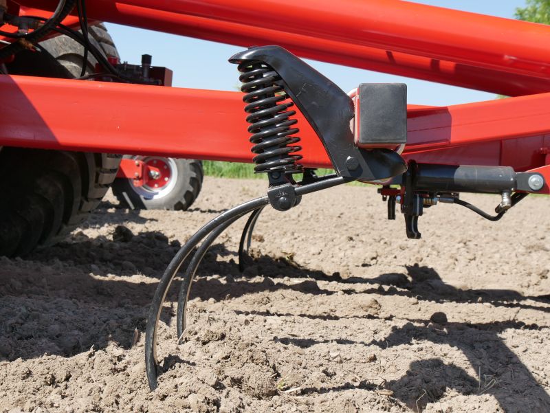 Kverneland DG2 High Capacity Pneumatic Seed Drill, superior depth control and high performance on field