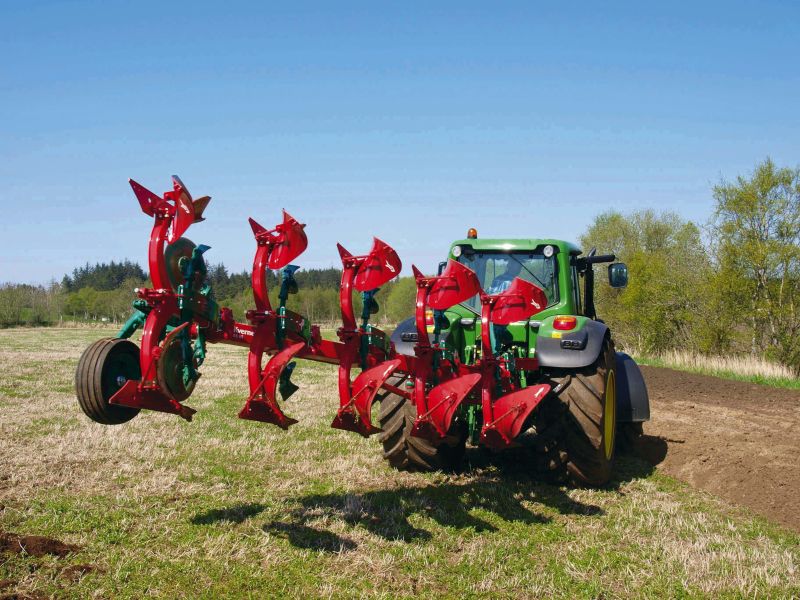 Reversible Mounted Ploughs - Kverneland ES-LS, unique steel treatment provides great life time and makes it easy in use during operation