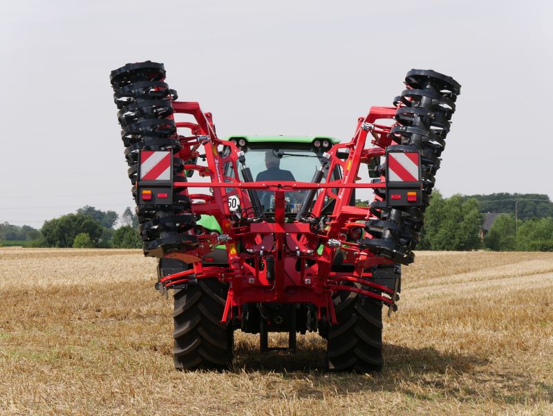 Kverneland Enduro, performing powerful and efficient on field