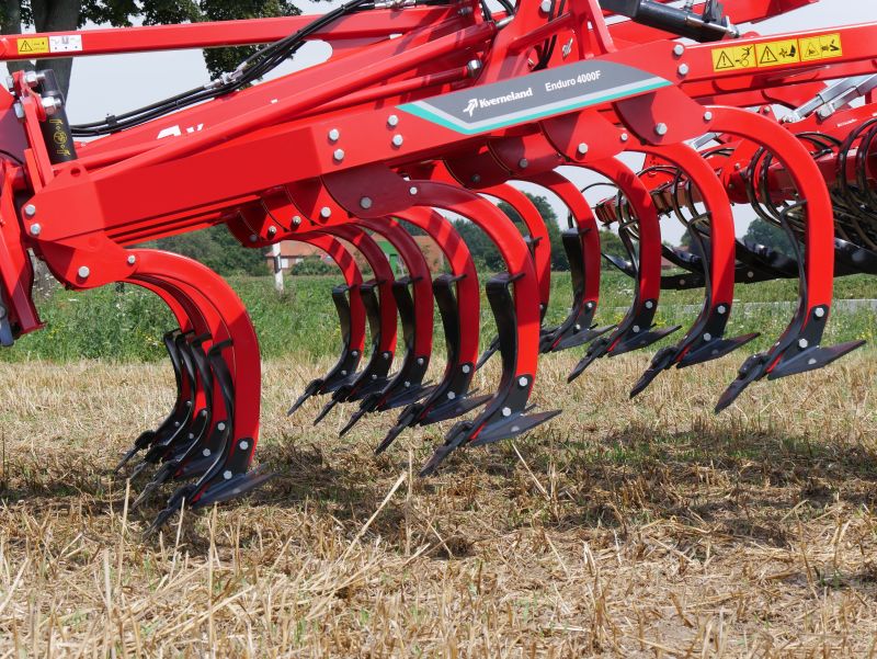Kverneland Enduro, performing powerful and efficient on field