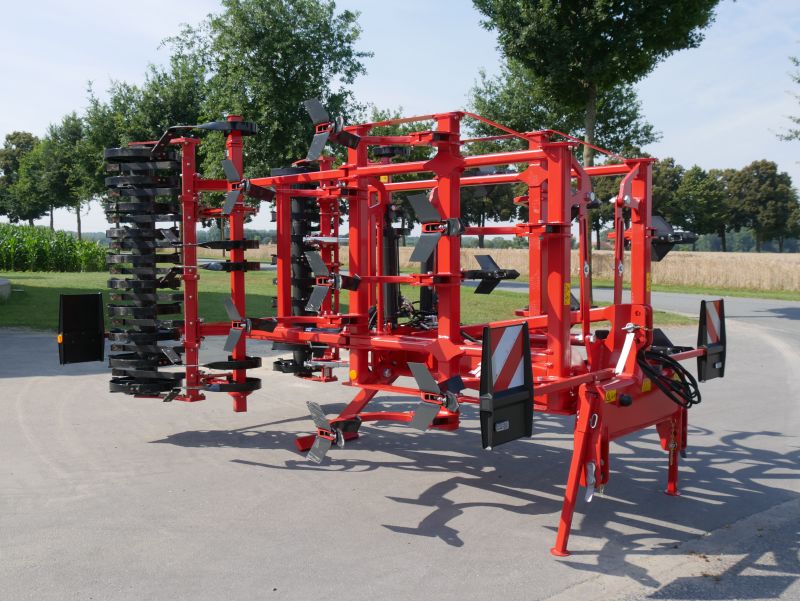 Kverneland Enduro, performing powerful and efficient on field