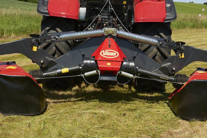 Plain Mowers - VICON EXTRA 390 - 395 - REAR MOUNTED DISC MOWERS, with its low weight providing high performances on field during operations