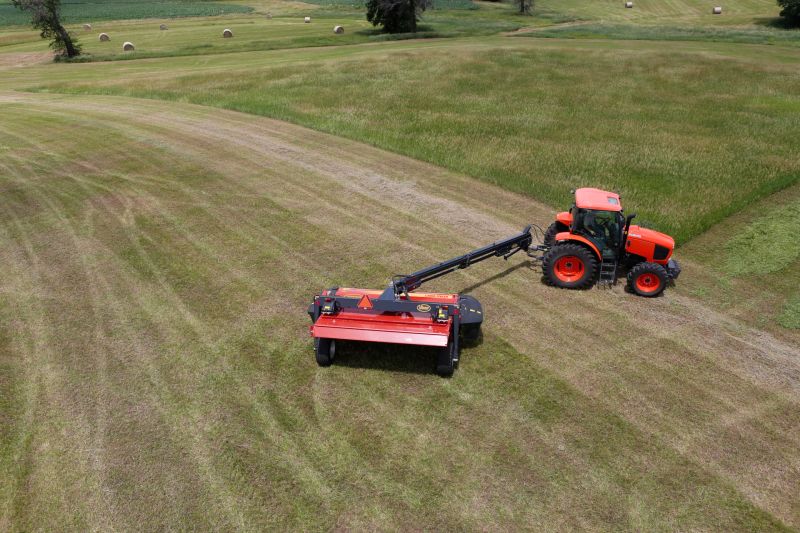 Mower Conditioners - Kverneland EXTRA 900, Unique Suspension providing Outstanding Ground Following