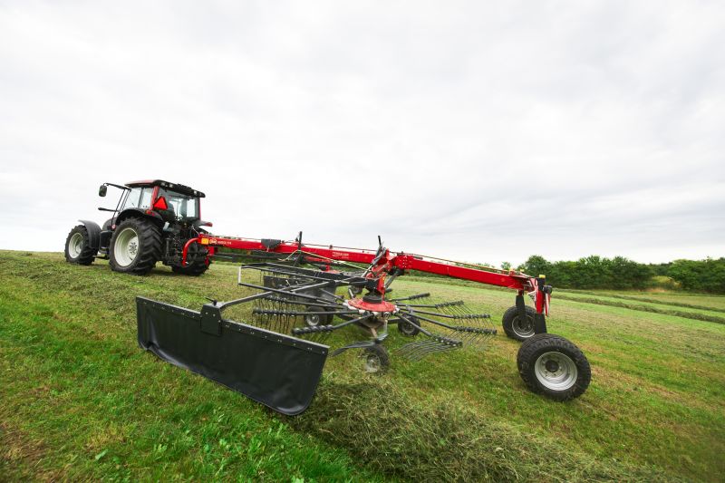 Double Rotor Rakes - VICON ANDEX 774, great maneuvreability and superb performance