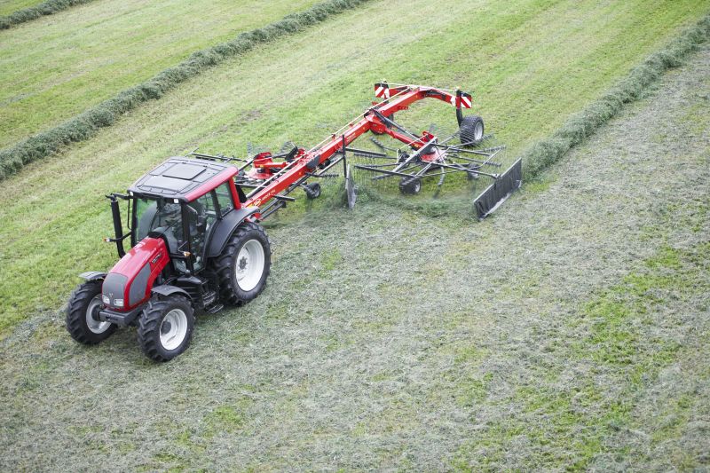 Double Rotor Rakes - VICON ANDEX 774, great maneuvreability and superb performance