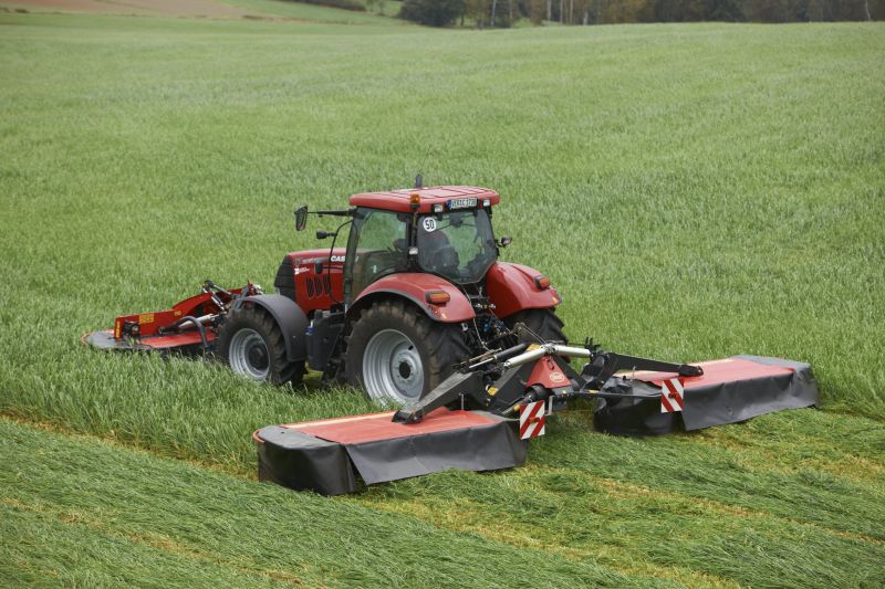 Plain Mowers - VICON EXTRA 324F ALPIN - FRONT MOUNTED ALPINE DISC MOWER, made for mountain regions and hilly conditions with its stable gravity point and excellent visibility