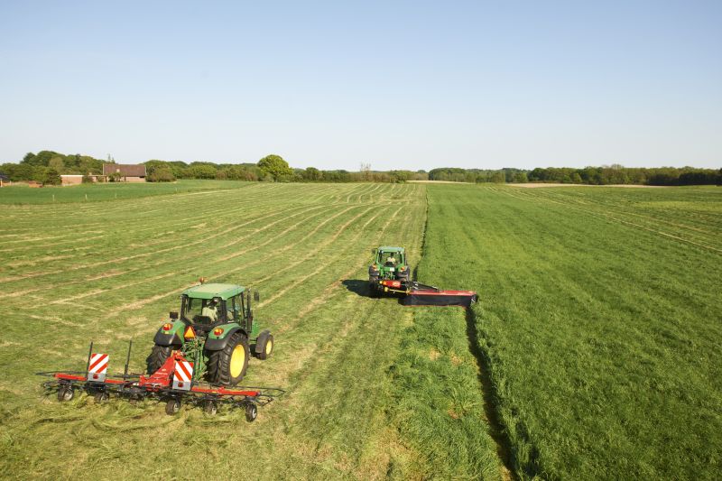 Mounted Tedders - Vicon Fanex 604 - 804, ideal for hay making also low weight and low power requirments
