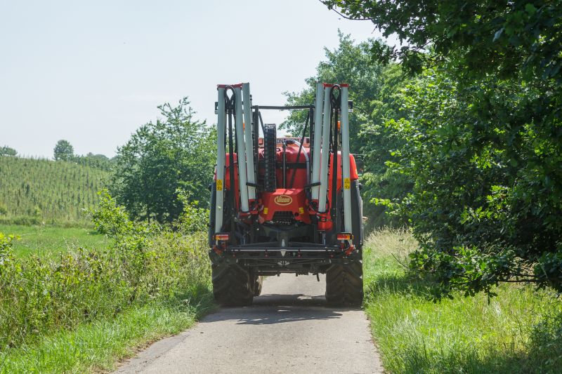 Kverneland iXter B, stable and powerful, easy in use with high precision