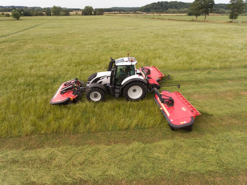 Mower Conditioners - VICON EXTRA 7100T VARIO - 7100R VARIO - EFFICIENT BUTTERFLY MOWER COMBINATION, outstanding performance with new QuattroLink suspension