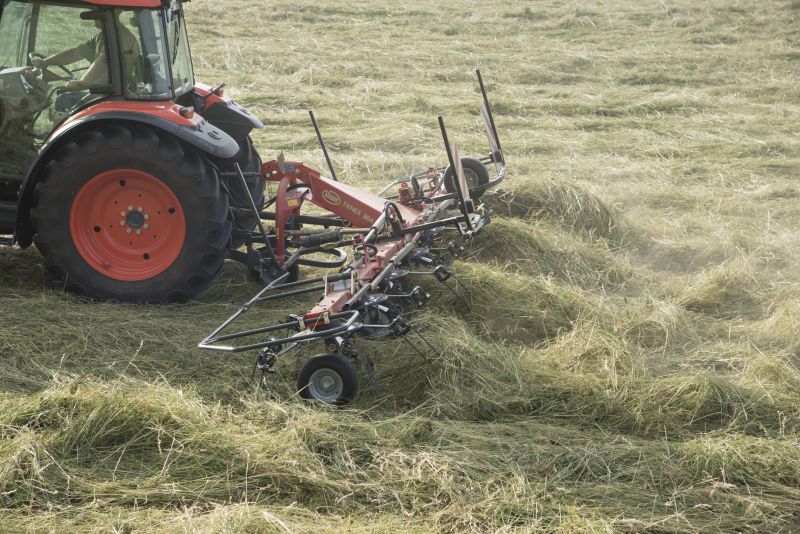 Mounted Tedders - Vicon Fanex 604 - 804, ideal for hay making also low weight and low power requirments