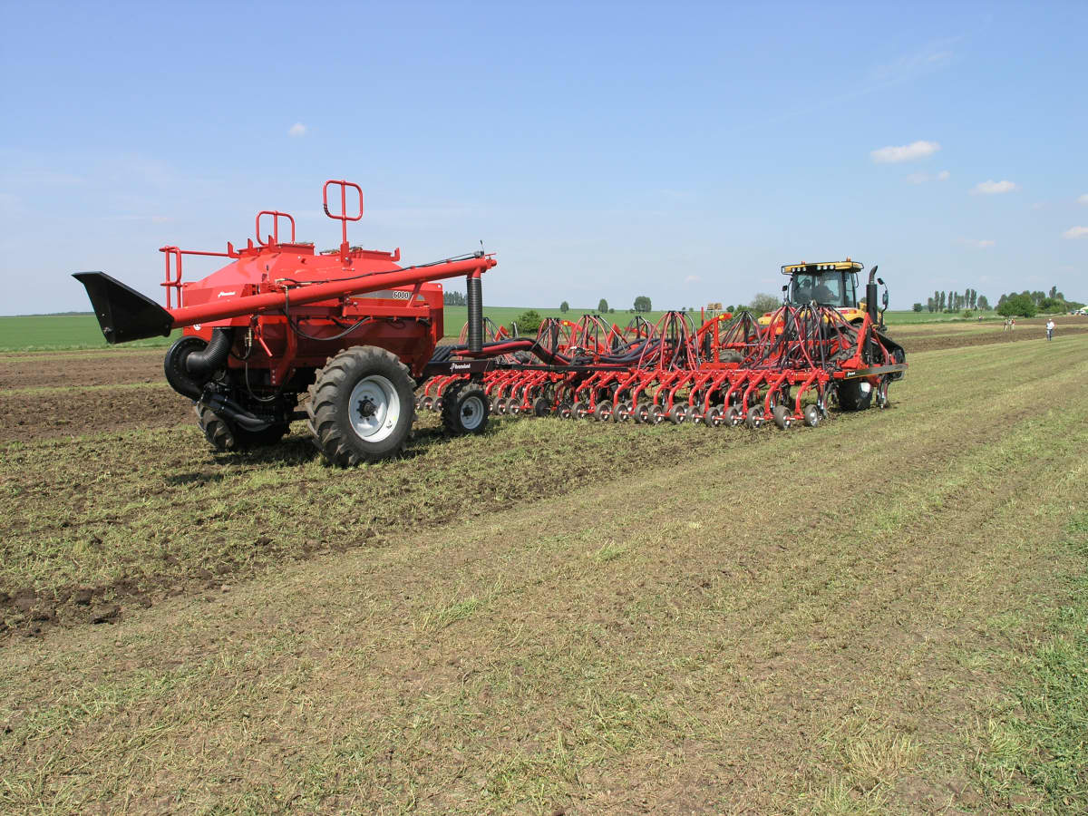 KV_airseeder_0010.jpg