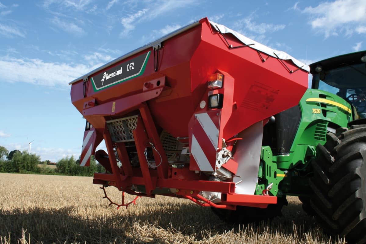 Kverneland DF2 provides balance, seeds and fertilizer at the same time