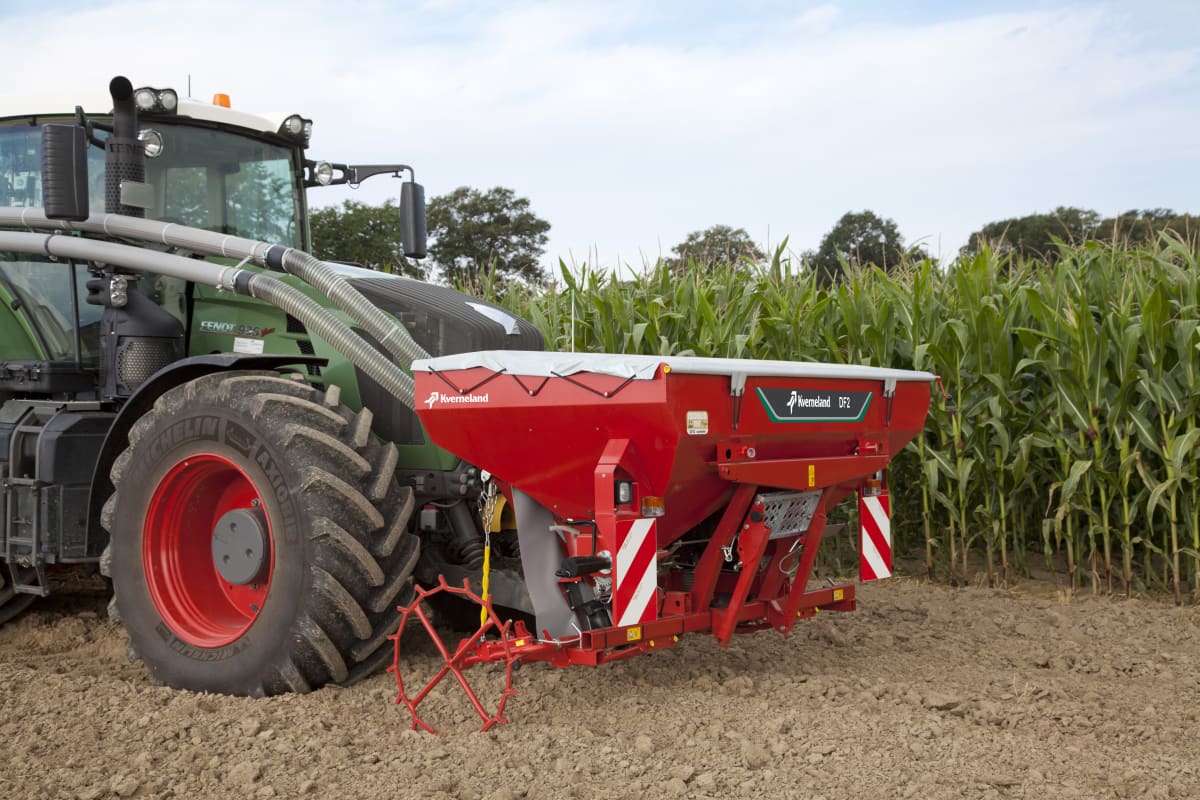 Kverneland DF2 provides balance, seeds and fertilizer at the same time