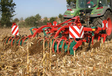 Stubble Cultivators - Kverneland CLC-pro-Cut perfect for long residues