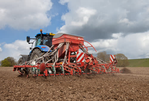 Integrated seeding combinations - Kverneland ts-drill, cost efficient combined with high performance on the field