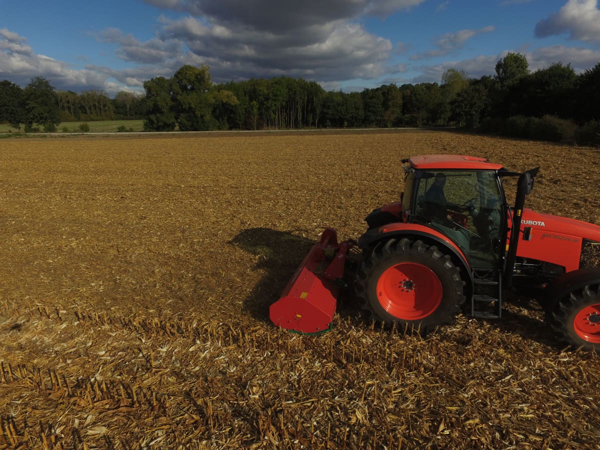 Choppers - VICON BROMEX CJ, suitable for grassland renewal, maize, sunflower and sorghum shredding. For tractors up to 120hp