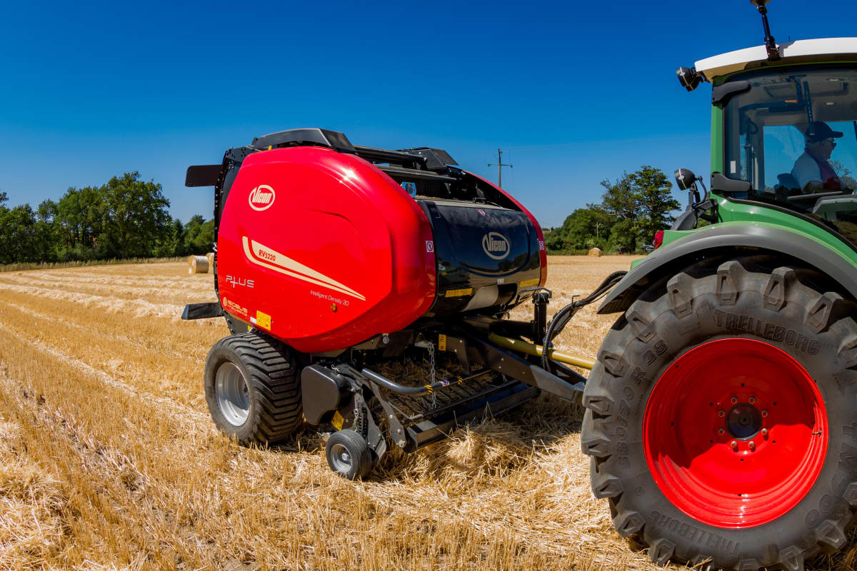 Variable Chamber round balers - VICON RV 5216 - 5220 PLUS, Three different core densities, pre-selectable from the tractor cab