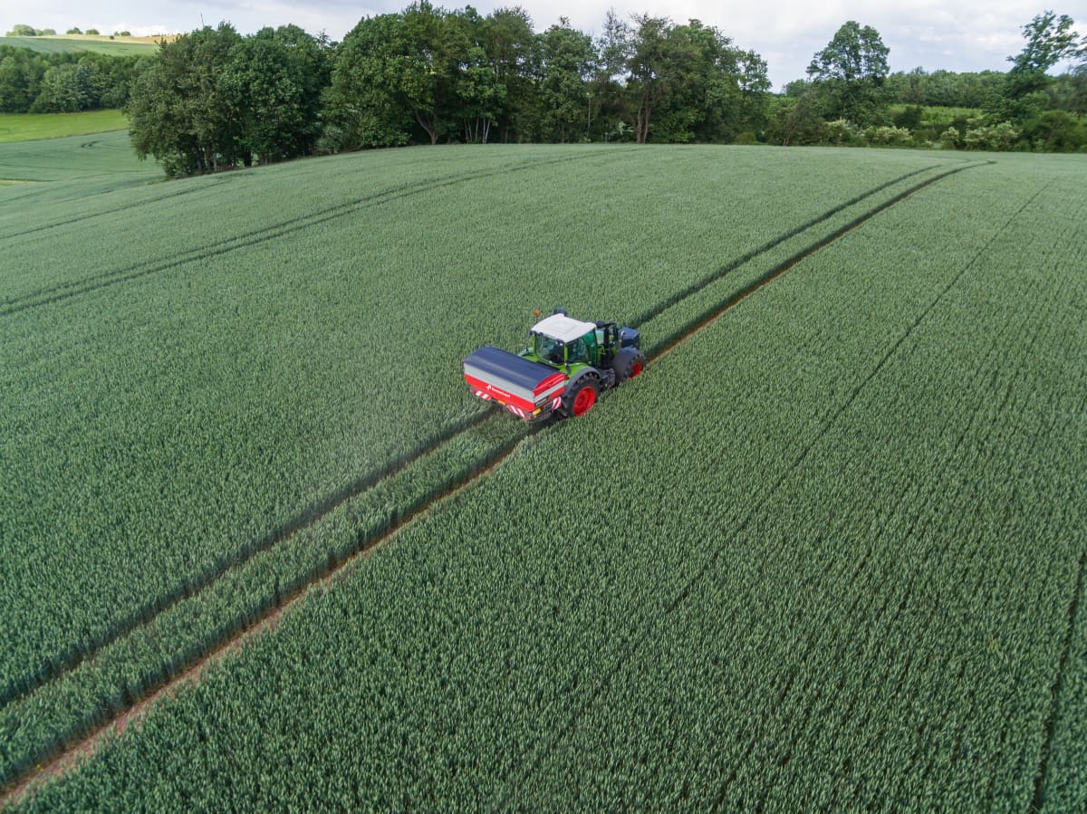 Kverneland - Coupure de sections et modulation de dose : comment être sûr d’apporter la juste dose au bon endroit ?