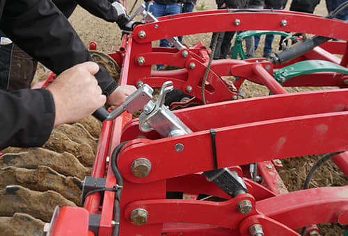 Enduro levelling equipment