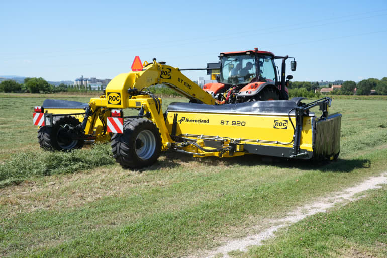 Kverneland - Universal (centre & side) delivery