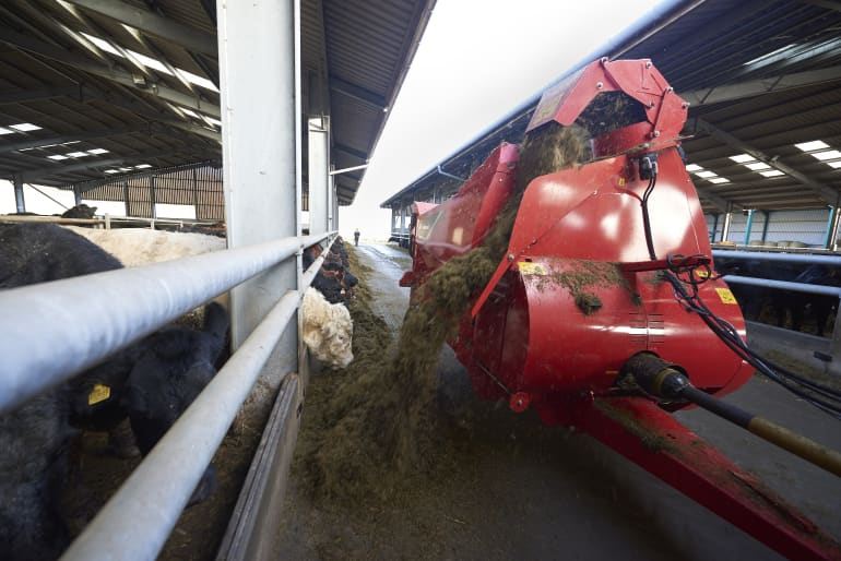 Dvoustupňová převodovka otáček metacího kola 863 & 864