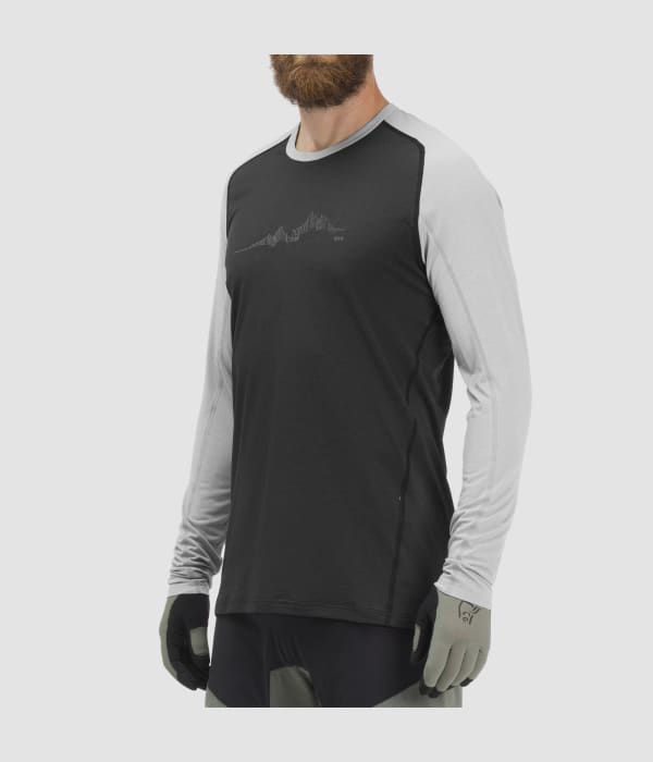 Product image of fjørå equaliser lightweight Long sleeve (M)