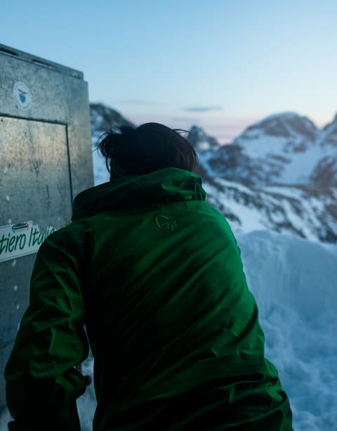 FW1718_ChristmasCalendar2_Mobile_960x1225.jpg FW1718_ChristmasCalendar2_Mobile_960x1225.jpg