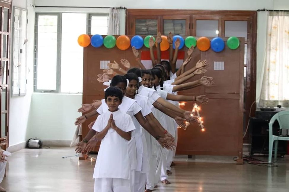 Guide Students Through a Play Reading Activity