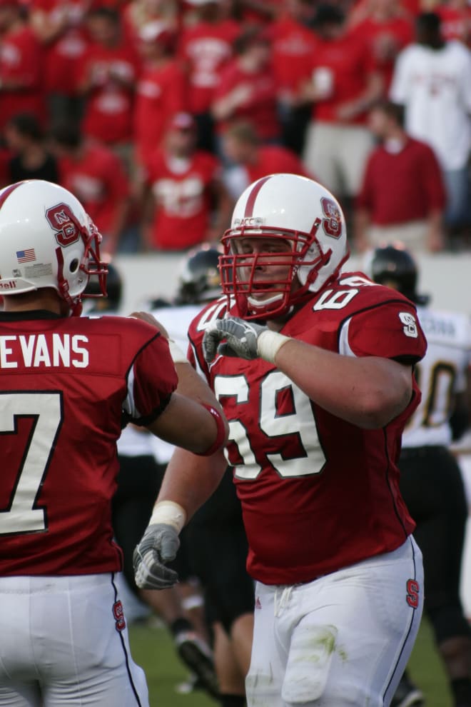 Former NC State Wolfpack offensive lineman Kalani Heppe (69) was involved in a famous former flag.