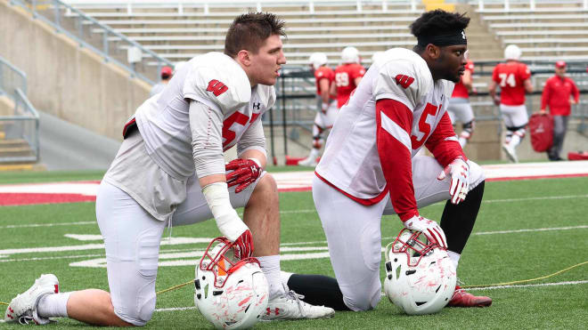 Badgerblitz Wisconsin 2019 Fall Camp Preview New Duo - 