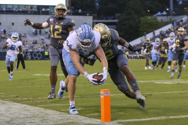 Garrett Walston Embracing His Role At Tight End