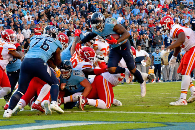 Rodger Saffold Tennesse Titans Derrick Henry
