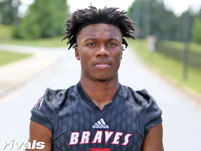 Three-star defensive back Javon Bullard is a top NC State Wolfpack football target.