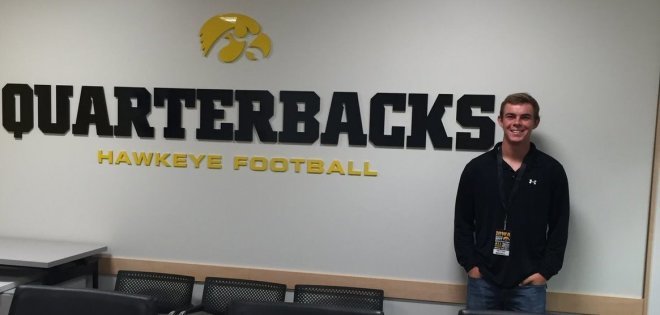 QB Peyton Mansell committed to the Iowa Hawkeyes today.