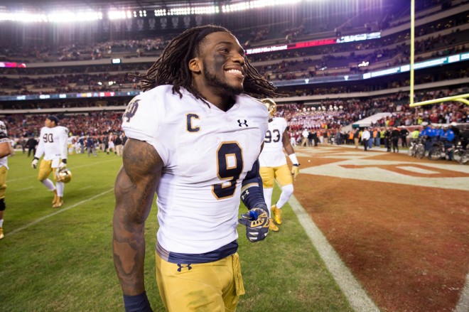 Jaylon Smith is unlikely to play in 2016.