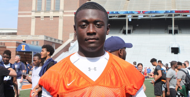 Quincy Patterson, 2018 dual-threat quarterback, Chicago (Ill.) Solorio Academy